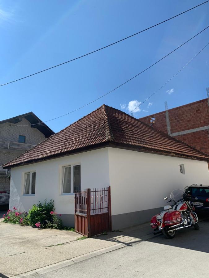 Lejla'S Guesthouse Gusinje Экстерьер фото