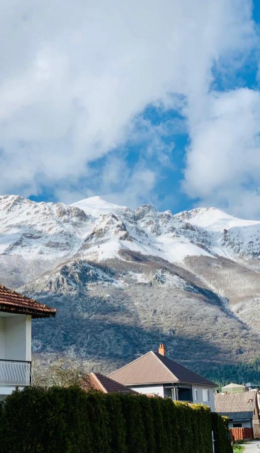 Lejla'S Guesthouse Gusinje Экстерьер фото